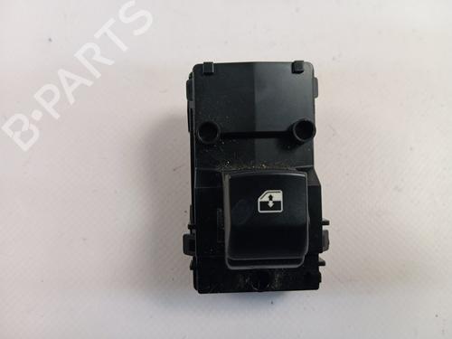 Used Right front window switch KIA CEED Sportswagon (CD) [2018-2025]  30747982