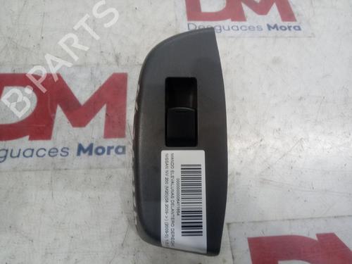 Used Right front window switch NISSAN NV200 / EVALIA Bus 1.5 dCi 110 (M20, M20M) (110 hp) 17640963
