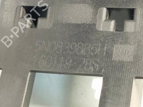 Front right exterior door handle SEAT LEON ST (5F8)  | BP22748121C129