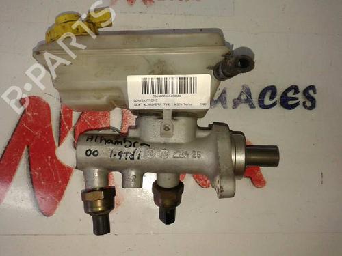 Used Brake master cylinder SEAT ALHAMBRA (7V8, 7V9) 1.8 T 20V (150 hp) 17905123