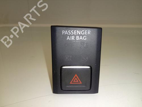 Used Warning switch VW TIGUAN (AD1, AX1) [2016-2024]  16846607