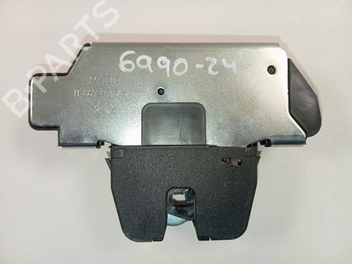 Used Tailgate lock Tailgate lock 37403008 37403008
