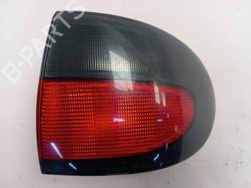 Højre baglygte RENAULT MEGANE I Classic (LA0/1_) 1.9 D (LA0A, LA0U, LA0R) (64 hp) 12834640