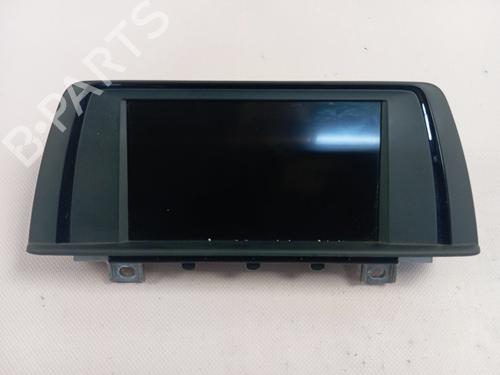 Used Display monitor BMW 1 (F21) 116 d (116 hp) 30933653