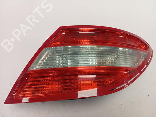 left-taillight-mercedes-benz-c-class-w204-2007-2008-2009-2010-2011-2012-2013-2014-2015-34053943 main image
