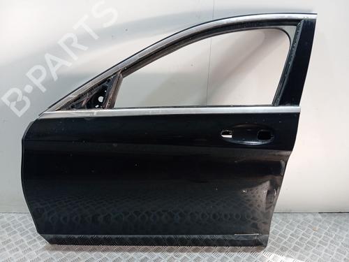 Used Left front door Left front door MERCEDES-BENZ C-CLASS (W205) C 220 BlueTEC / d (205.003) (163 hp) 40105277 40105277