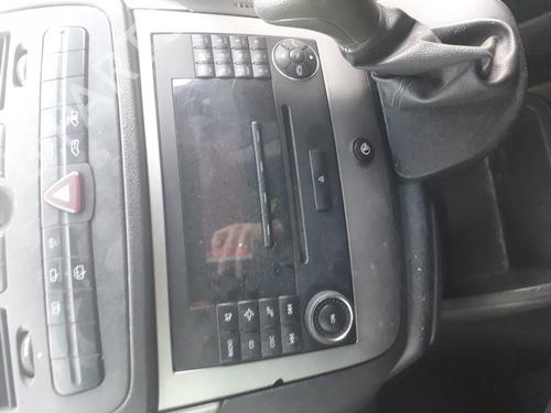 Used Radio MERCEDES-BENZ VIANO (W639) [2003-2025]  12938350