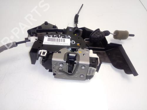 Used Front right lock MERCEDES-BENZ C-CLASS (W204) [2007-2015]  13085676