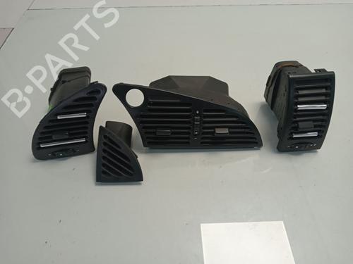 Used Air vent CITROËN XSARA (N1) [1997-2005]  16882332