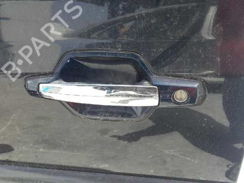 Used Front left exterior door handle HYUNDAI TERRACAN (HP) [2001-2008]  12934807
