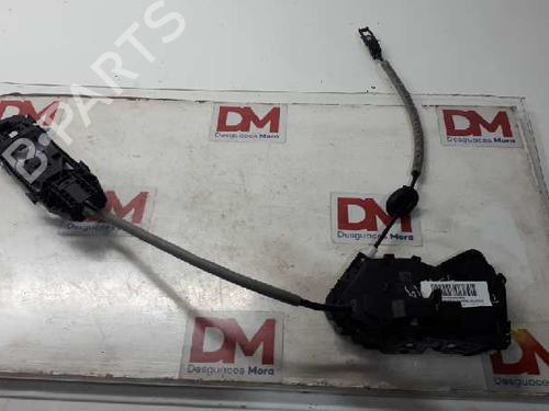 Venstre bagtil lås VW POLO VI (AW1, BZ1, AE1) 1.0 MPi 5TA839015E |