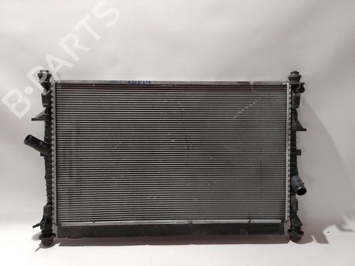 Used Water radiator Water radiator 37030969 37030969