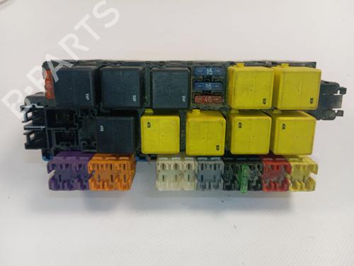 Used Fuse box Fuse box MERCEDES-BENZ S-CLASS (W220, V220) S 500, S 500 L (220.075, 220.175, 220.875) (306 hp) 40105001 40105001