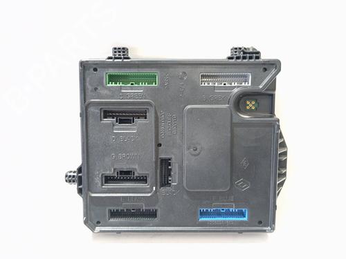 Used Fuse box RENAULT ZOE (BFM_) ZOE (88 hp) 28728313