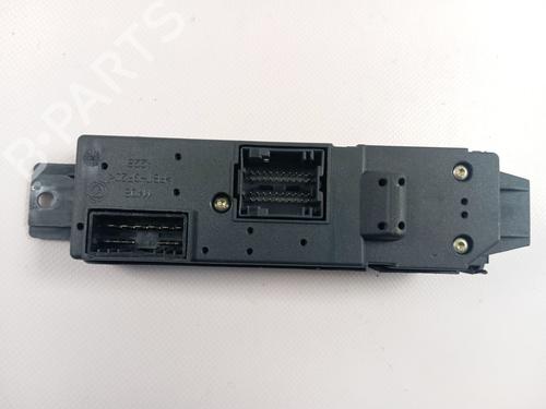 Right front window switch MASERATI QUATTROPORTE V | BP35949939I26 - Image 3