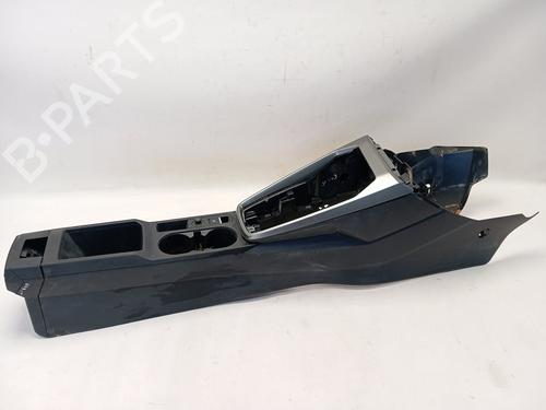 Used Middle console Middle console AUDI A3 Sportback (8YA, 8YF) 35 TDI (150 hp) 32670842 32670842