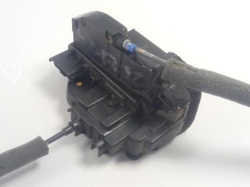 Front right lock NISSAN NV200 / EVALIA Bus  | BP19663387C97 