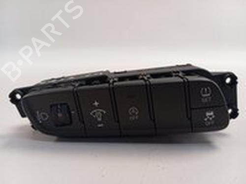 Used Radio PEUGEOT 208 I (CA_, CC_) [2012-2021]  30373819