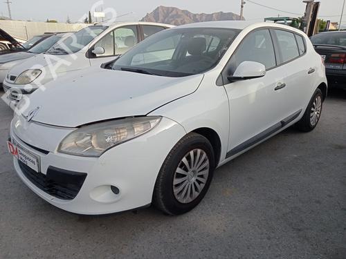 Brugte RENAULT MEGANE III Hatchback (BZ0/1_, B3_)  1.5 dCi  4773241