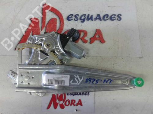 Used Rear right window mechanism TOYOTA YARIS (_P13_) 1.4 D (NLP130_, NLP130) (90 hp) 29410481
