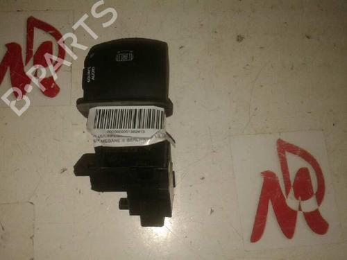 Used Switch RENAULT MEGANE III Hatchback (BZ0/1_, B3_) 1.2 TCe (BZ2B, BZ11) (116 hp) 16906158