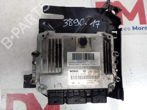 Used Engine control unit (ECU) RENAULT SCÉNIC II (JM0/1_) [2003-2010]  12643931