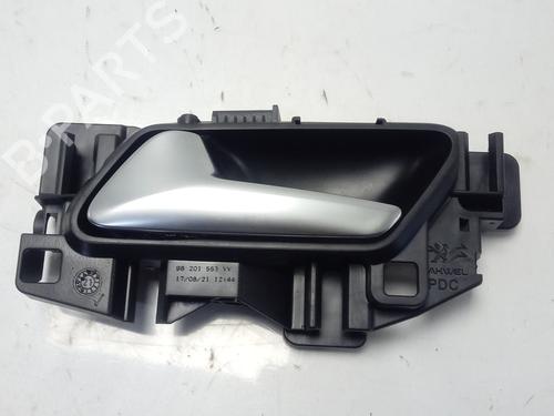 Venstre bak invendig håndtak OPEL CORSA F (P2JO) [2019-2025]  16996457