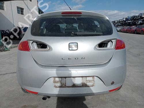 Right front fenders SEAT LEON (1P1) | BP30589537C42