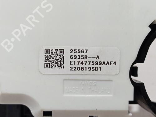 Headlight switch RENAULT MEGANE IV Grandtour (K9A/M/N_) | BP30570799I24