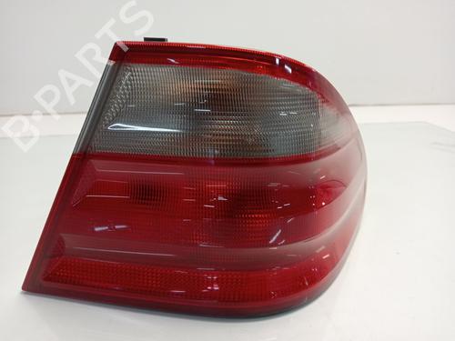Used Right taillight MERCEDES-BENZ CLK (C208) CLK 230 Kompressor (208.348) (197 hp) 17314387