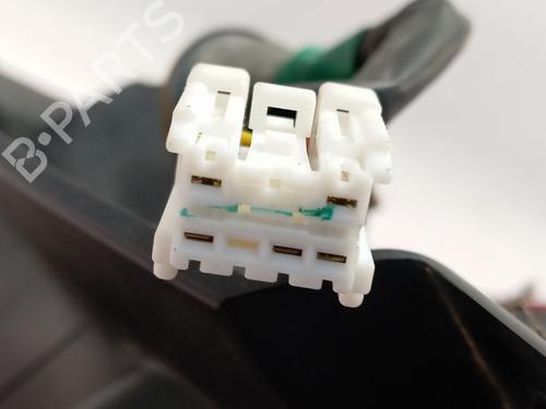 Farolim direito NISSAN NOTE (E13) | BP32313067C35