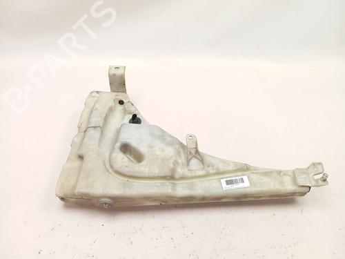 Used Windscreen washer tank VW TOUAREG (7LA, 7L6, 7L7) [2002-2013]  29306697