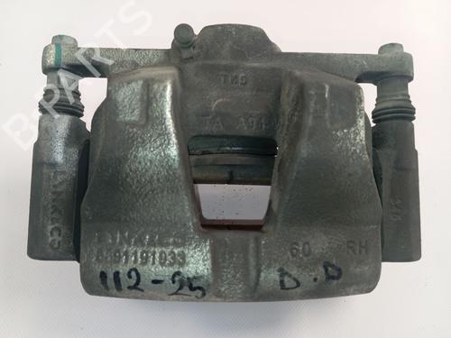 Used Right front brake caliper Right front brake caliper LYNK & CO 01 PHEV (261 hp) 36017660 36017660