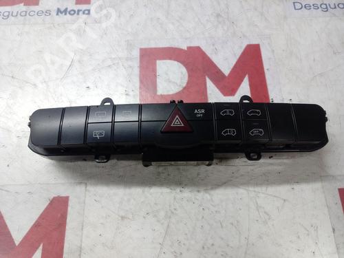 Used Warning switch MERCEDES-BENZ VITO Bus (W639) 110 CDI (639.701, 639.703, 639.705) (95 hp) 12938115