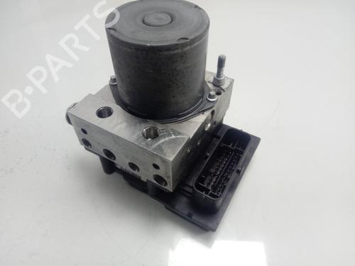Used ABS pump PEUGEOT 5008 (0U_, 0E_) 1.6 HDi (114 hp) 18656237