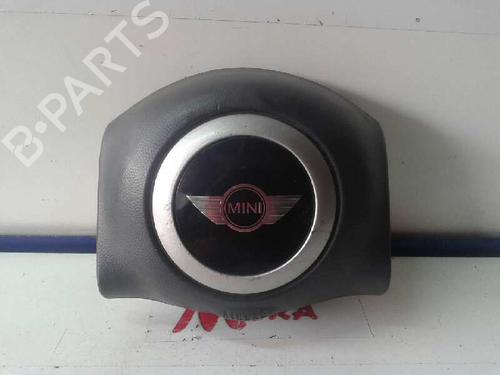 Used Driver airbag MINI MINI (R50, R53) One (90 hp) 30372820