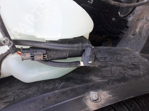 Used Washer pump CITROËN C3 III (SX) [2016-2025]  30372605