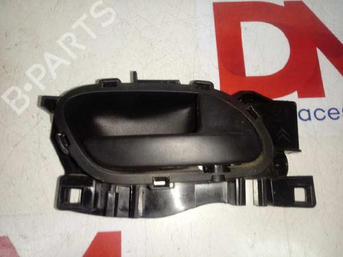 Used Front right interior door handle PEUGEOT PARTNER Box Body/MPV [2008-2025]  16653096