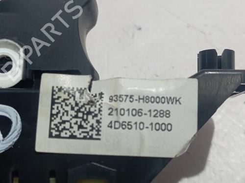 Right front window switch KIA STONIC (YB) | BP39962505I26 - Image 4