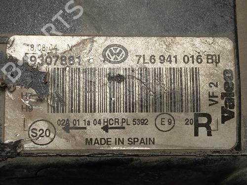 Right headlight VW TOUAREG (7LA, 7L6, 7L7) | BP30537638C29