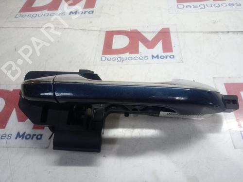 Used Front right exterior door handle KIA SPORTAGE IV (QL, QLE) [2015-2022]  12938561