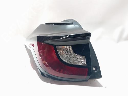 left-taillight-toyota-yaris-_p21_-_pa1_-_ph1_-2020-37632053 main image