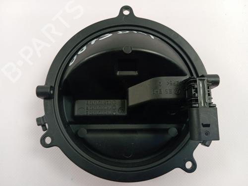 Tailgate handle VW PASSAT B6 (3C2) 2.0 TDI 16V | BP36990439C132 - Image 2