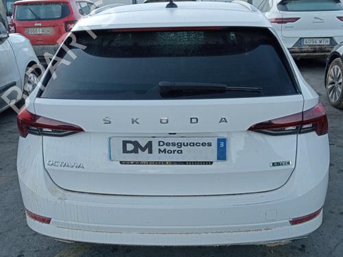 Right tailgate light SKODA OCTAVIA IV Combi (NX5, PV5) 1.0 TSI e-TEC | BP30914049C80  - Image 9