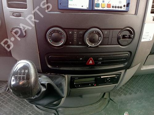 Air filter box MERCEDES-BENZ SPRINTER 3,5-t Van (B906) 319 CDI / BlueTEC (906.631, 906.633, 906.635, 906.637) | BP26934420M87 