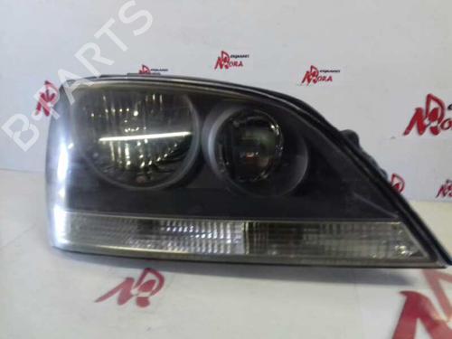 Used Right headlight KIA SORENTO I (JC) 2.5 CRDi 4WD (140 hp) 12643325