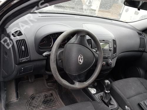 Engine control unit (ECU) HYUNDAI i30 (FD)  | BP12671843M57 