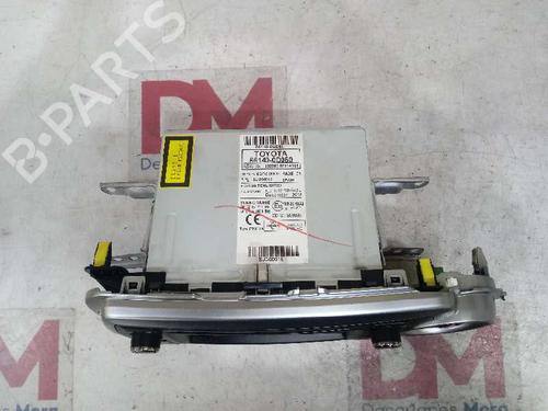 Radio TOYOTA YARIS (_P13_) 1.5 Hybrid (NHP130_, NHP130) | BP12653897E6