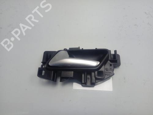 Used Front left interior door handle PEUGEOT 208 II (UB_, UP_, UW_, UJ_) [2019-2025]  17624134