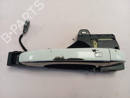 Używane Klamka zewnętrzna drzwi przednich prawych RENAULT MEGANE IV Hatchback (B9A/M/N_) [2015-2025]  29410522